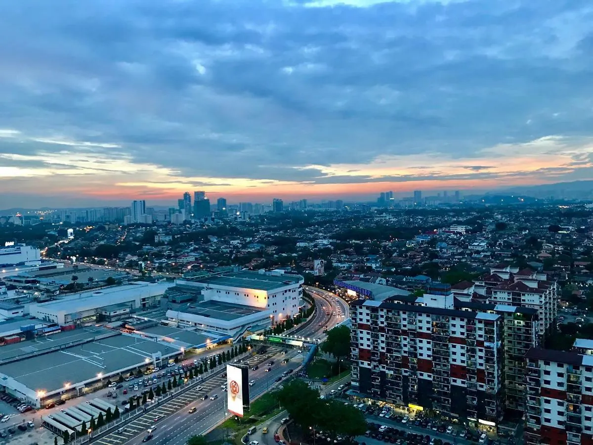 Splendid Duplex@ Sunway And Petaling Jaya Apartment